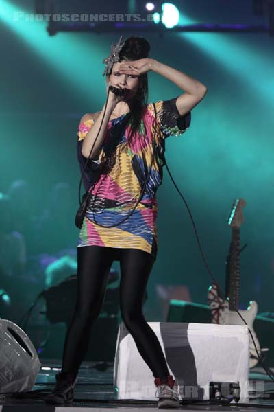 THE DO - 2009-02-28 - PARIS - Zenith - Olivia Bouyssou Merilahti